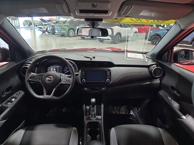 2024 Nissan Kicks SR Xtronic CVT