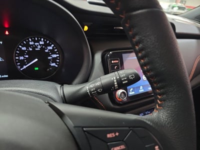 2024 Nissan Kicks SR Xtronic CVT