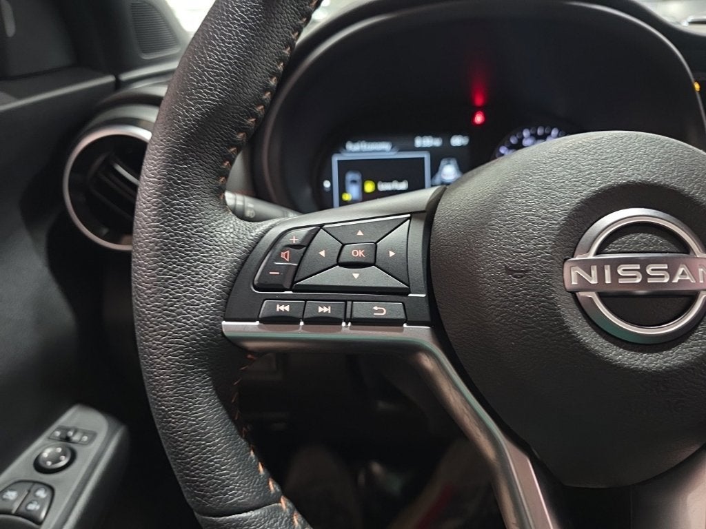 2024 Nissan Kicks SR Xtronic CVT