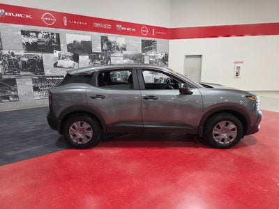 2025 Nissan Kicks S