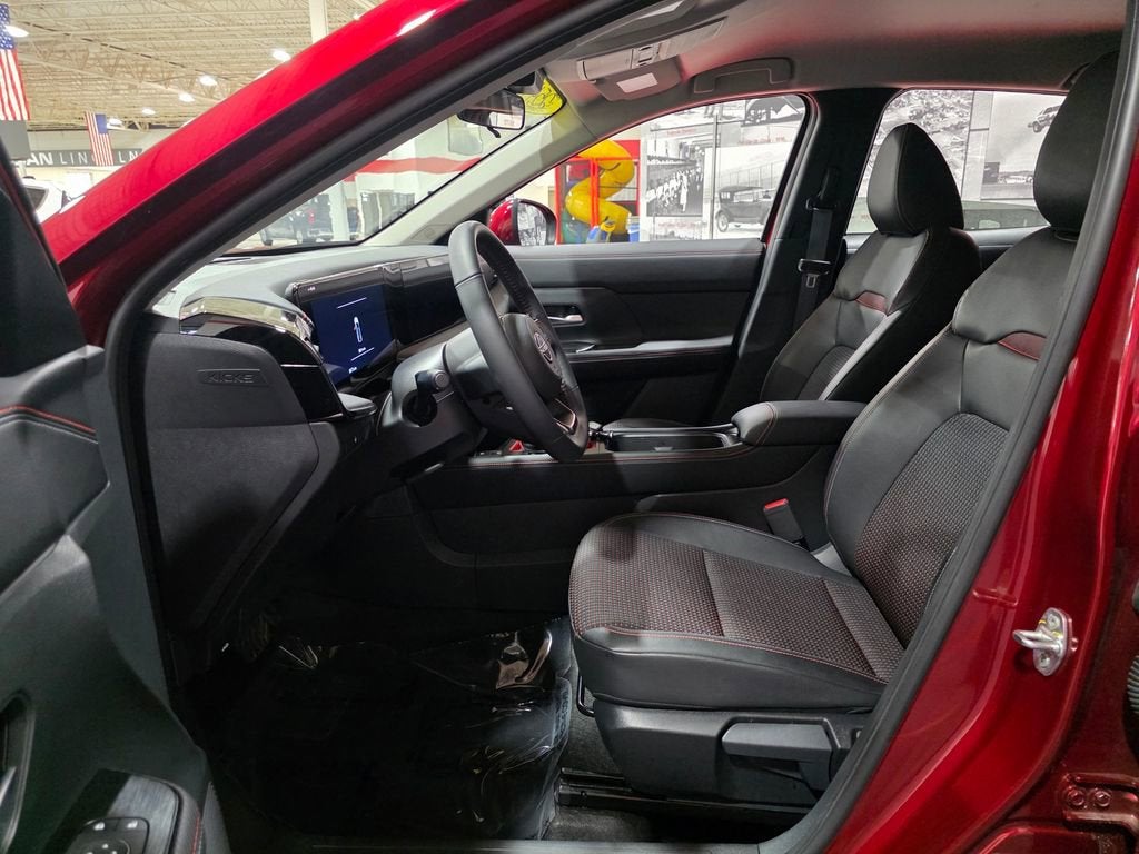 2025 Nissan Kicks SR Intelligent AWD