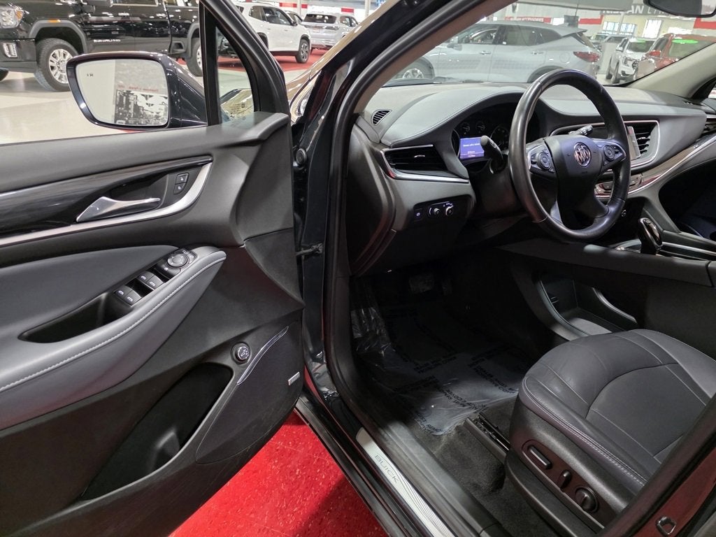 2020 Buick Enclave Essence