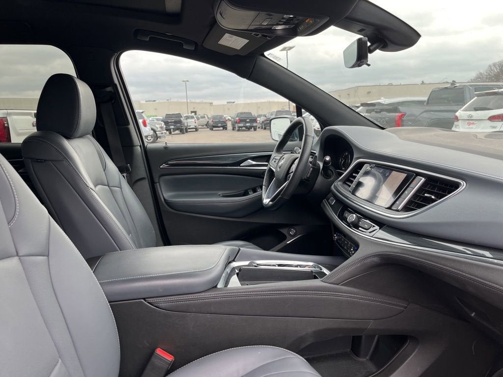 2023 Buick Enclave Premium