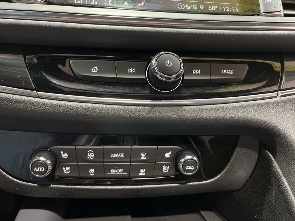 2023 Buick Enclave Premium