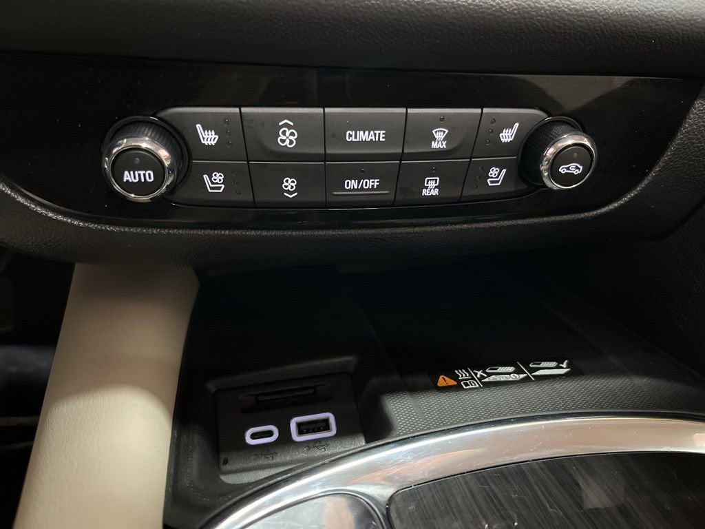 2023 Buick Enclave Premium