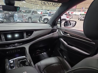 2022 Buick Enclave Avenir