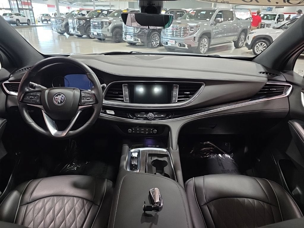 2022 Buick Enclave Avenir