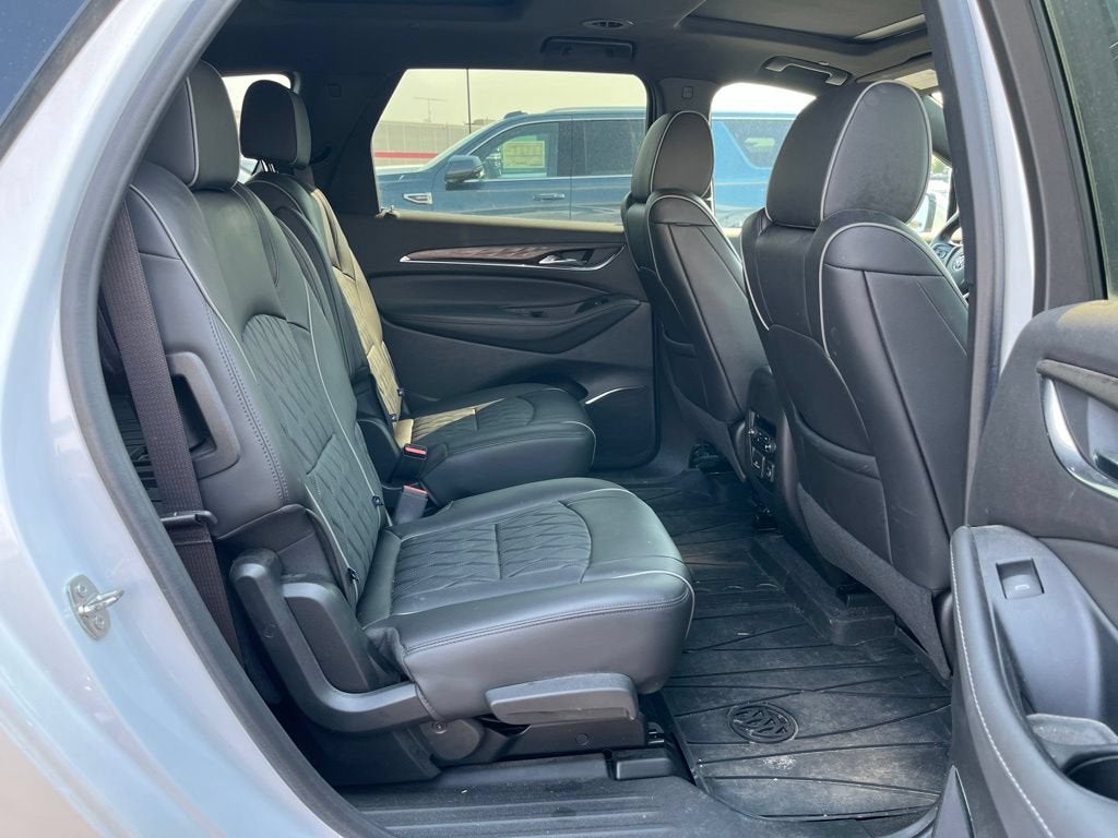 2024 Buick Enclave Avenir
