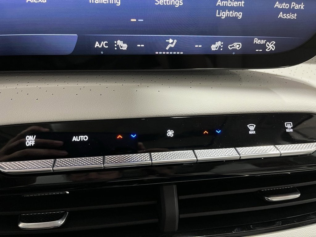 2025 Buick Enclave Avenir