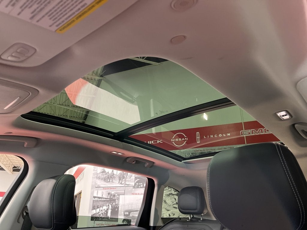 2025 Lincoln Nautilus Reserve