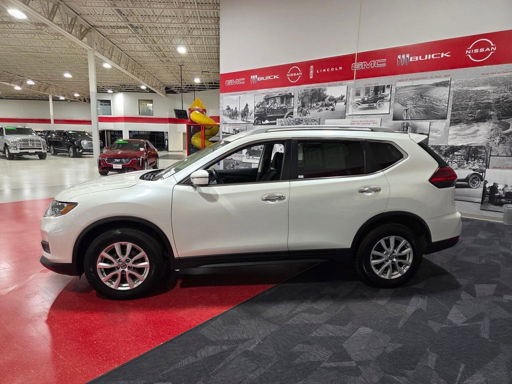 2017 Nissan Rogue SV