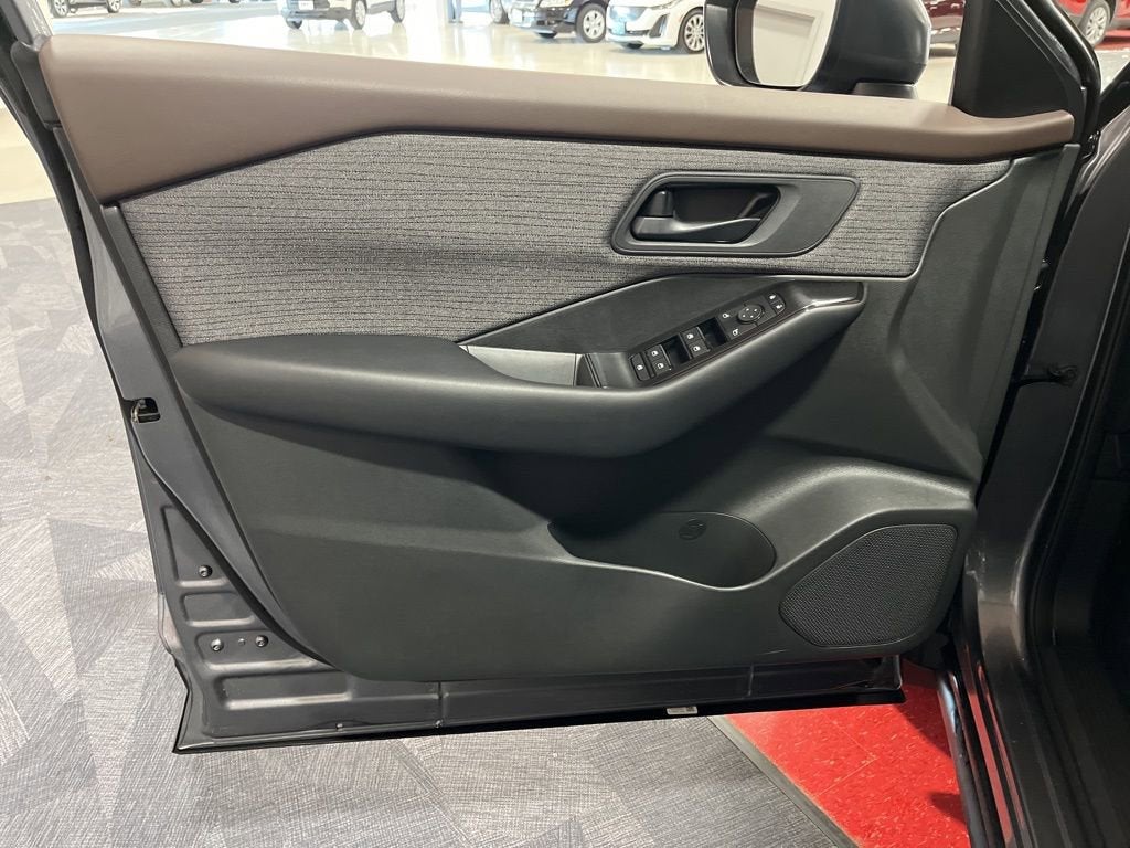 2023 Nissan Rogue S Intelligent AWD