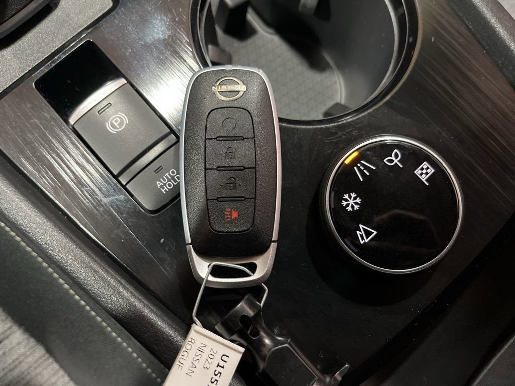 2023 Nissan Rogue SV Intelligent AWD