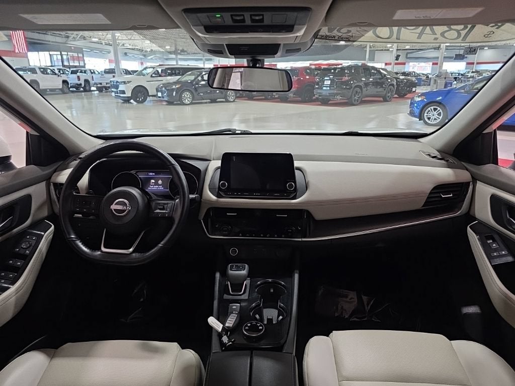 2022 Nissan Rogue SV Intelligent AWD