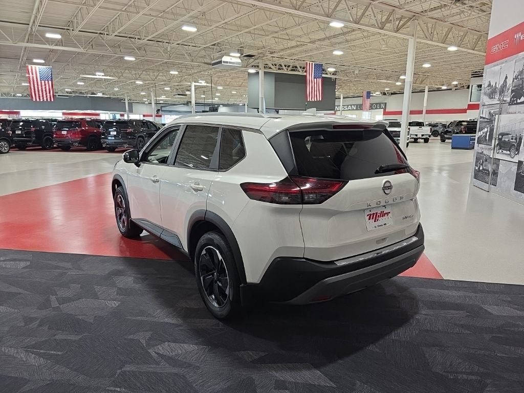 2022 Nissan Rogue SV Intelligent AWD
