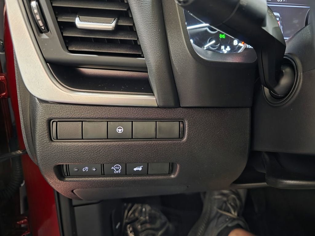 2023 Nissan Rogue SV Intelligent AWD