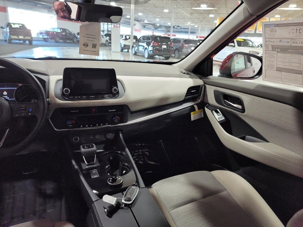 2023 Nissan Rogue SV Intelligent AWD