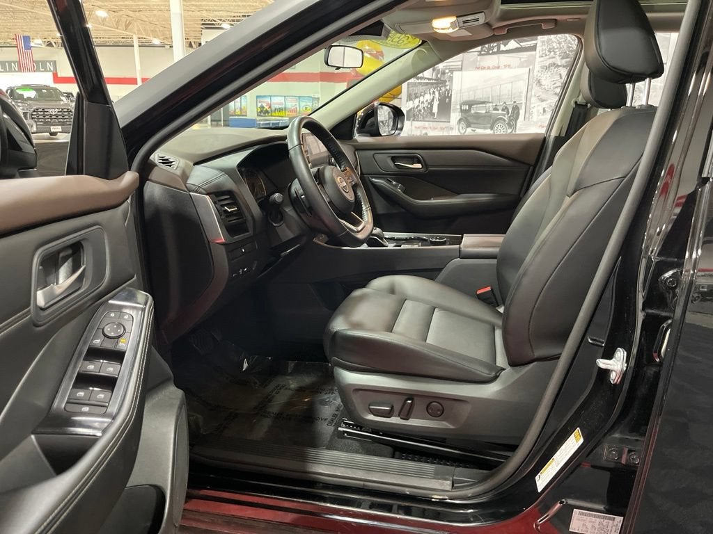 2023 Nissan Rogue SV Intelligent AWD