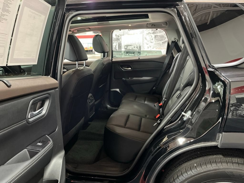 2023 Nissan Rogue SV Intelligent AWD