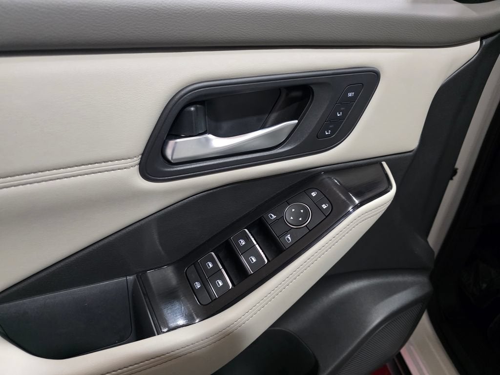 2023 Nissan Rogue SL Intelligent AWD