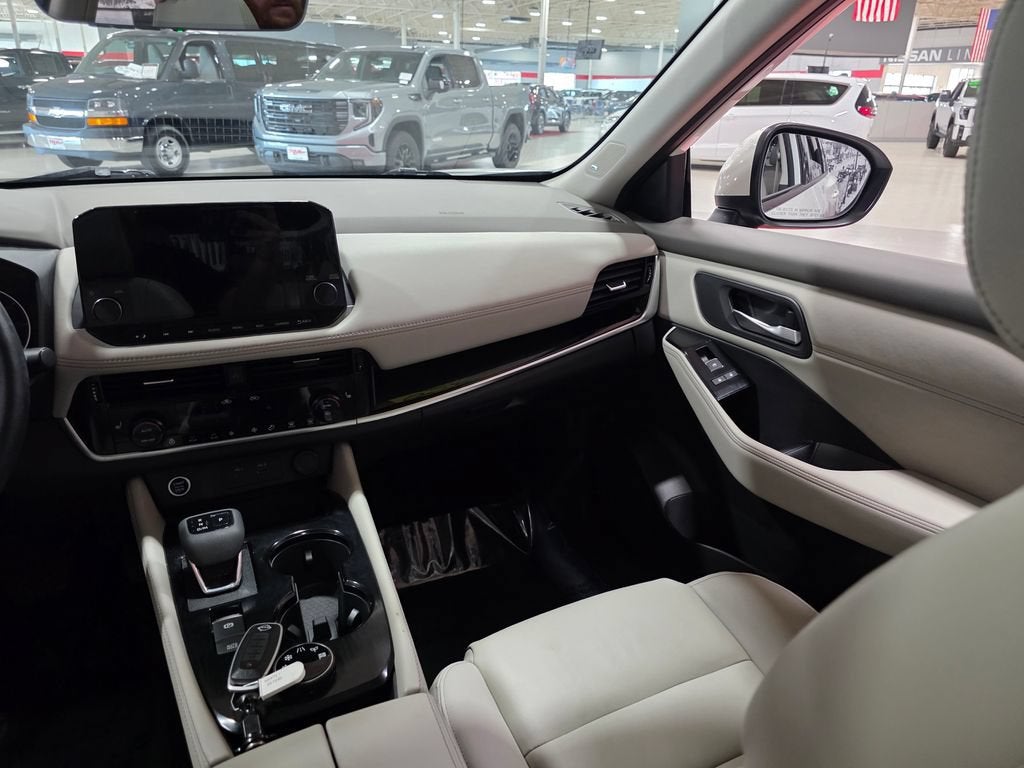 2023 Nissan Rogue SL Intelligent AWD
