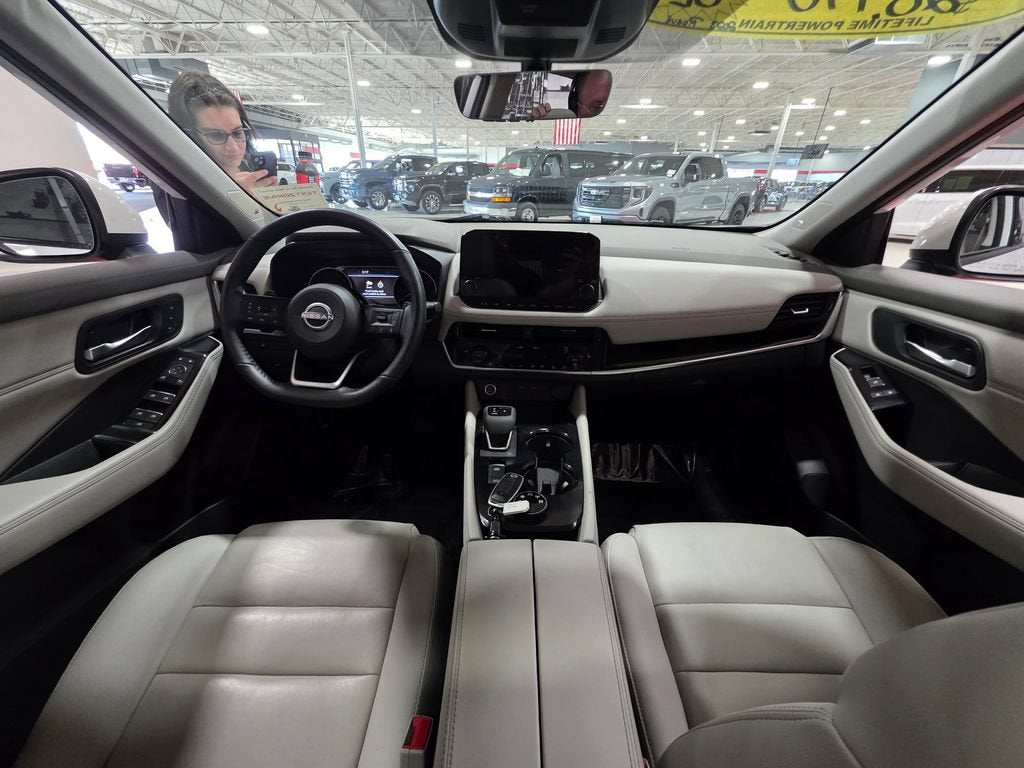 2023 Nissan Rogue SL Intelligent AWD
