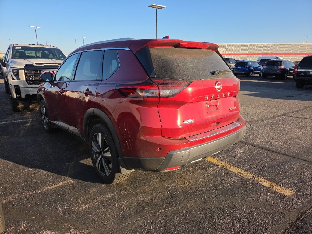 2024 Nissan Rogue SL