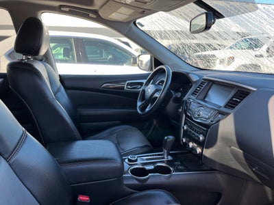 2020 Nissan Pathfinder SL 4WD
