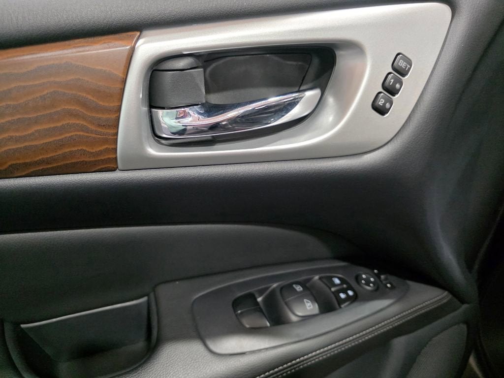 2019 Nissan Pathfinder Platinum