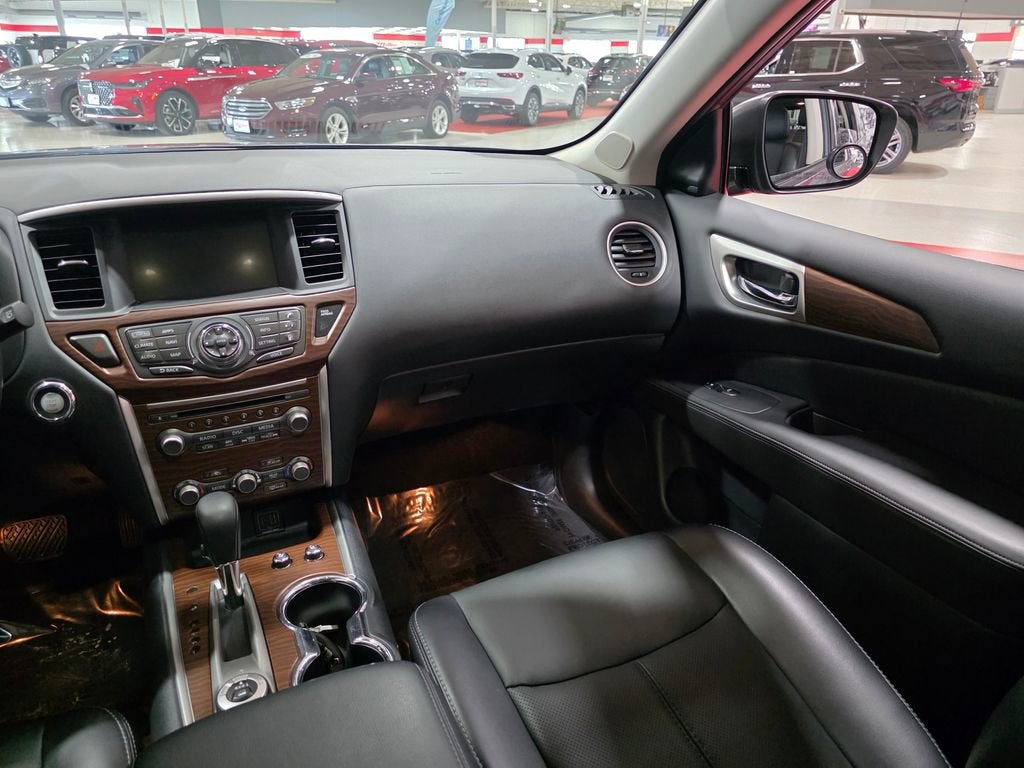 2019 Nissan Pathfinder Platinum