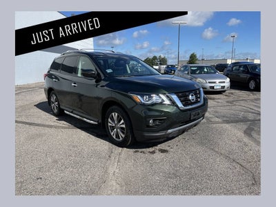 2018 Nissan Pathfinder SL