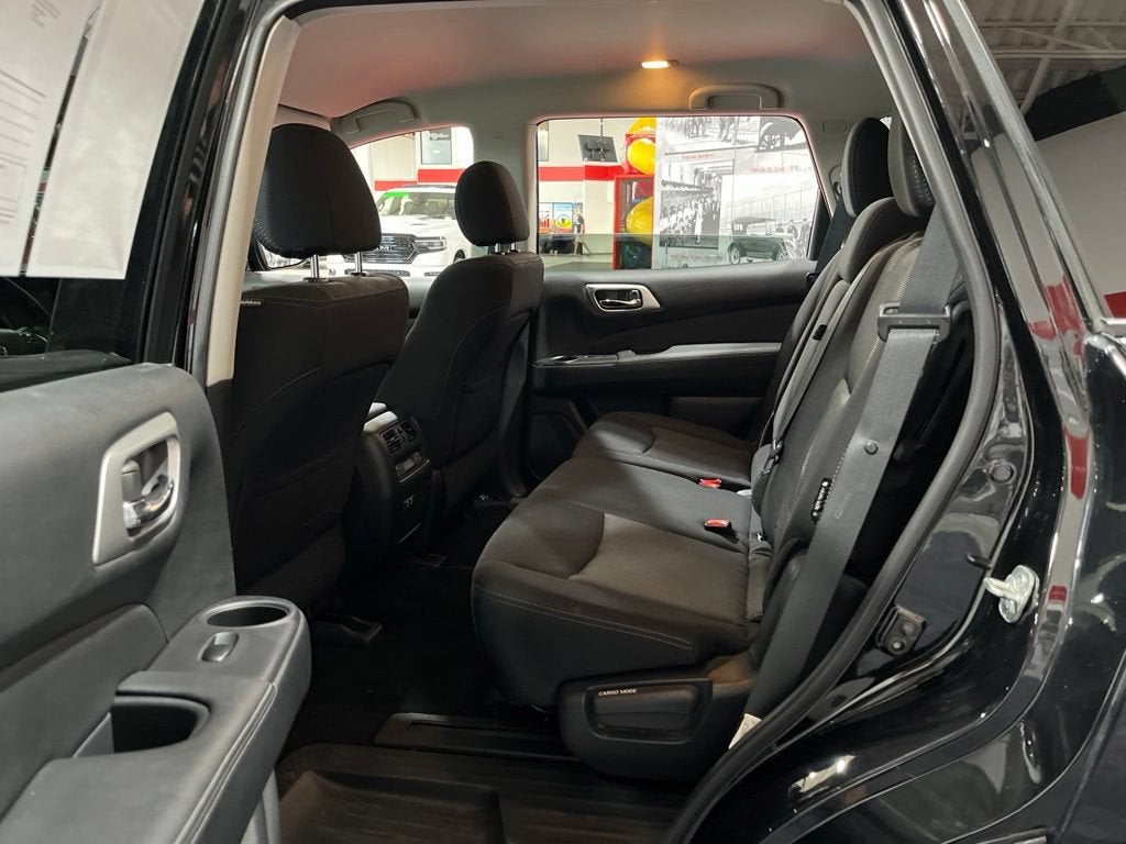2019 Nissan Pathfinder S