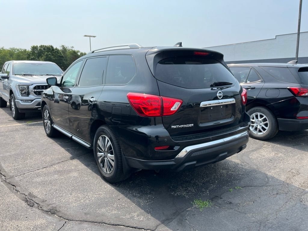 2019 Nissan Pathfinder S