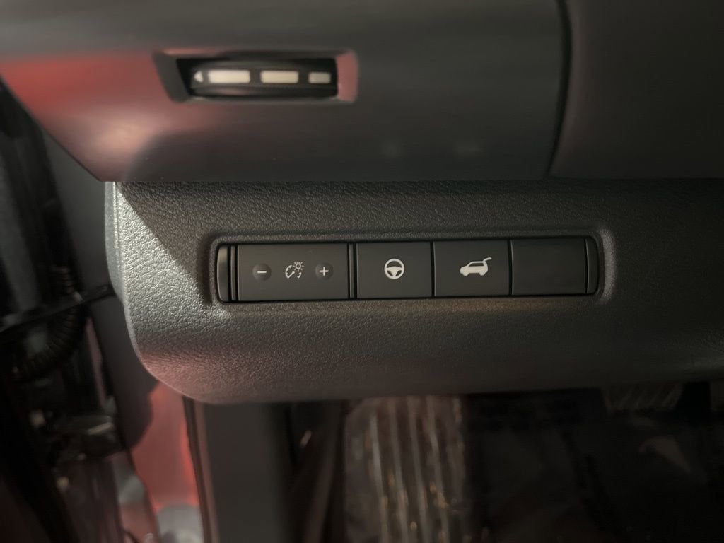 2025 Nissan Pathfinder SL 4WD