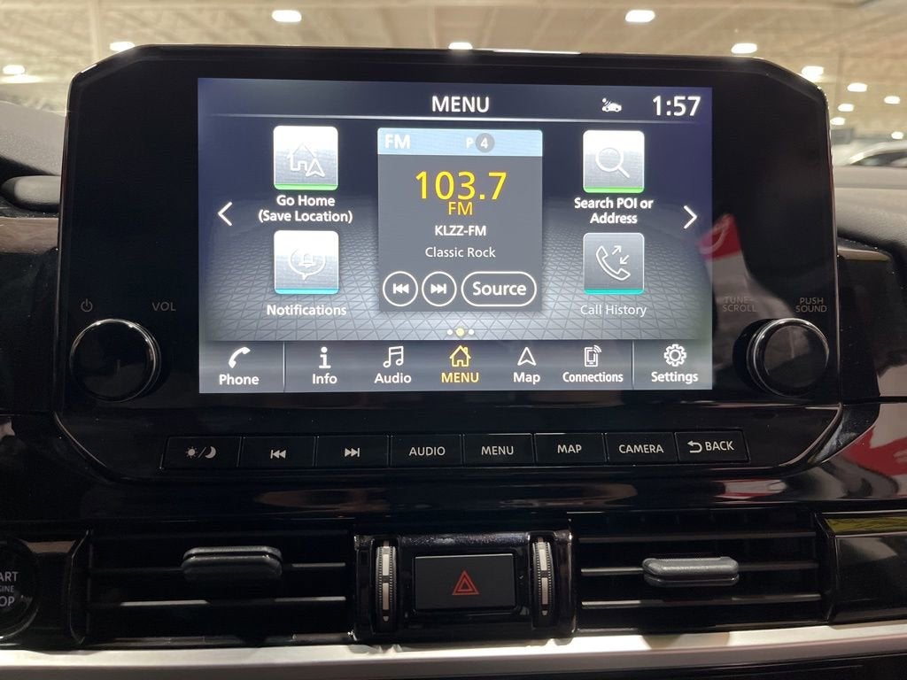 2025 Nissan Pathfinder SL 4WD