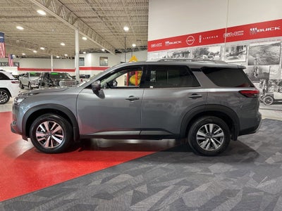 2025 Nissan Pathfinder SL 4WD