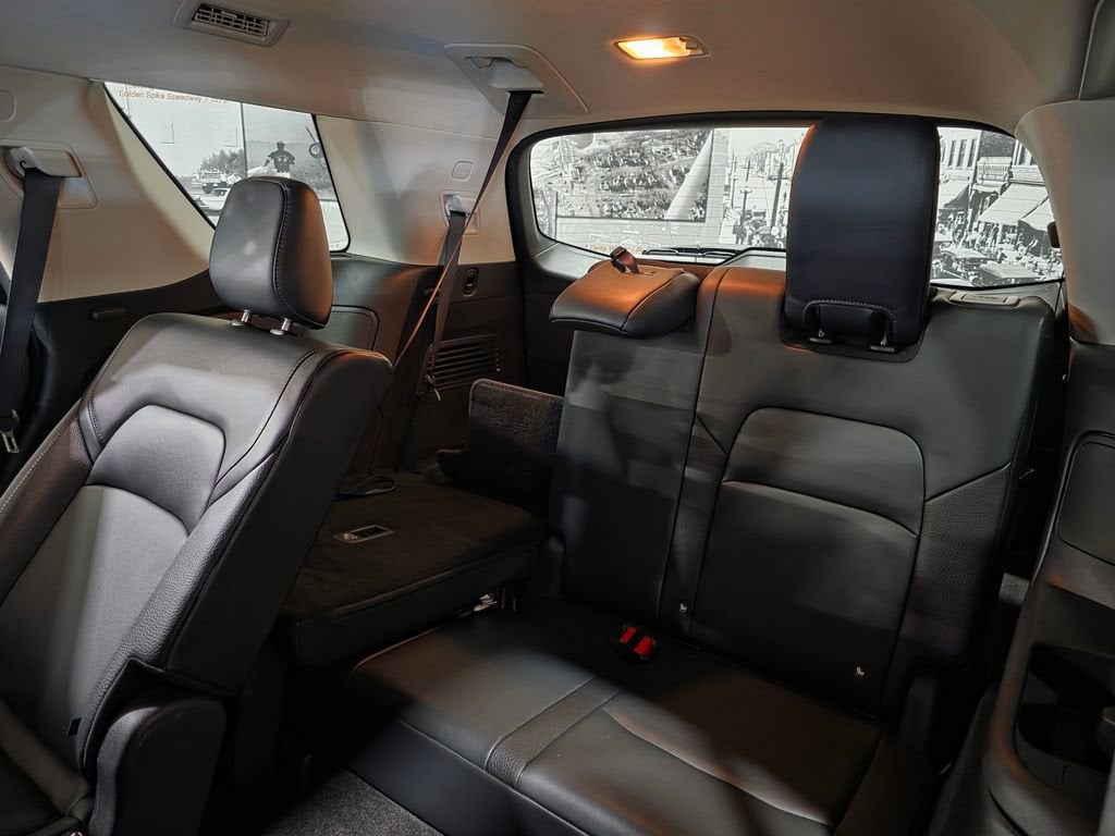 2023 Nissan Pathfinder SL 4WD
