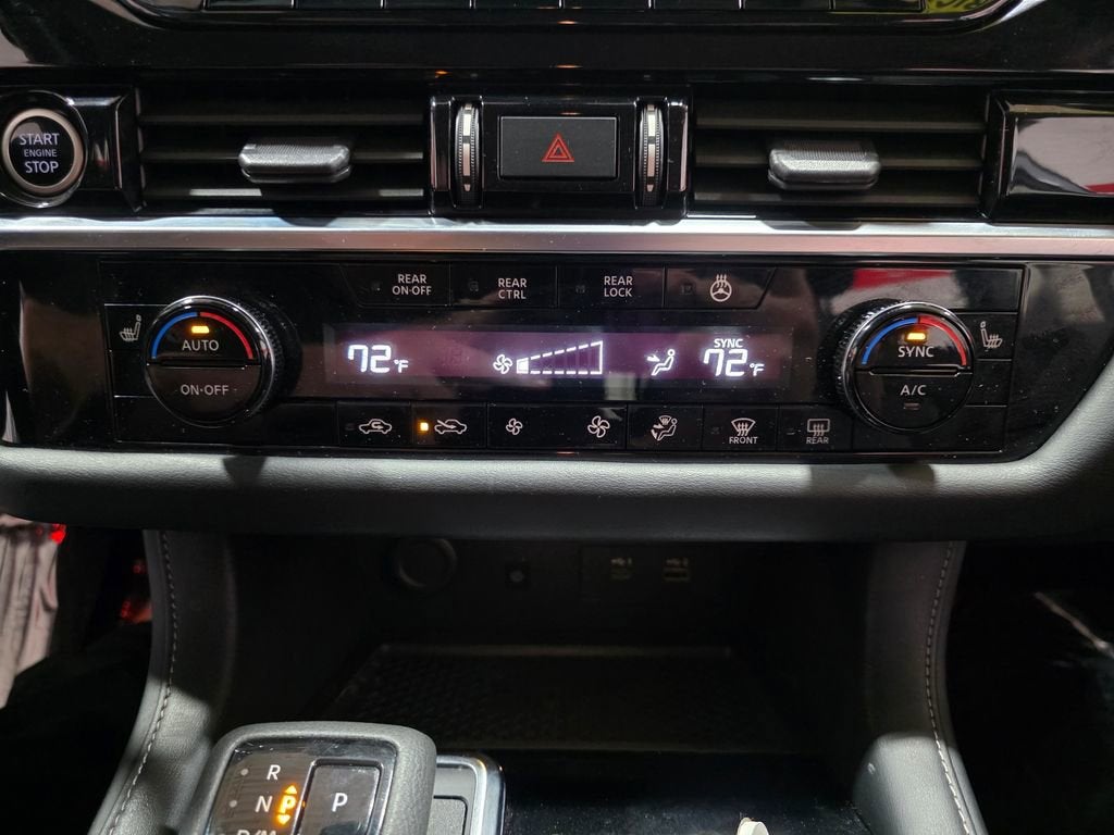 2023 Nissan Pathfinder SL 4WD
