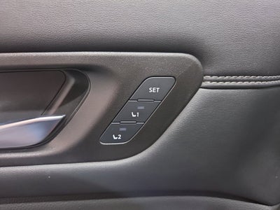 2022 Nissan Pathfinder Platinum 4WD