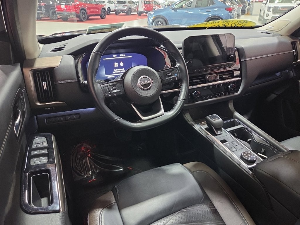 2022 Nissan Pathfinder Platinum 4WD