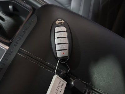 2022 Nissan Pathfinder Platinum 4WD