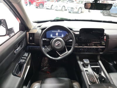 2023 Nissan Pathfinder Platinum 4WD