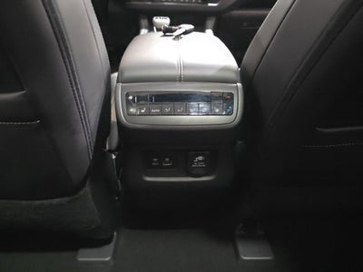 2023 Nissan Pathfinder Platinum 4WD