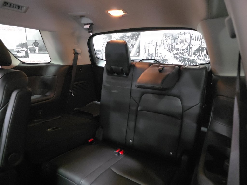 2023 Nissan Pathfinder Platinum 4WD