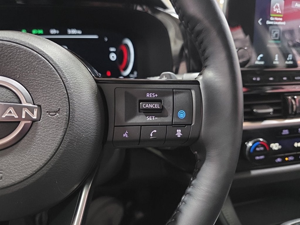 2023 Nissan Pathfinder Platinum 4WD