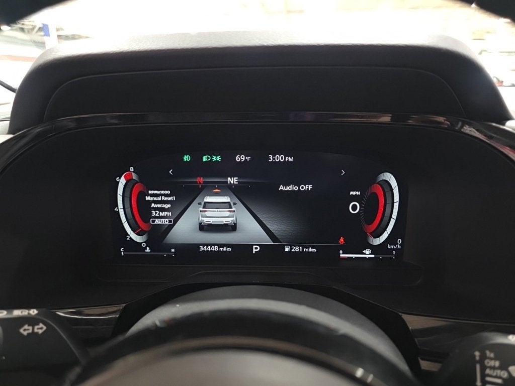 2023 Nissan Pathfinder Platinum 4WD