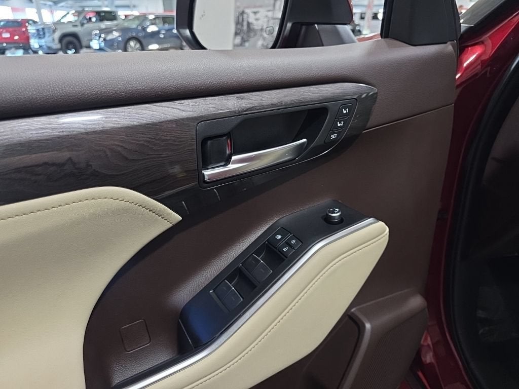 2020 Toyota Highlander Platinum