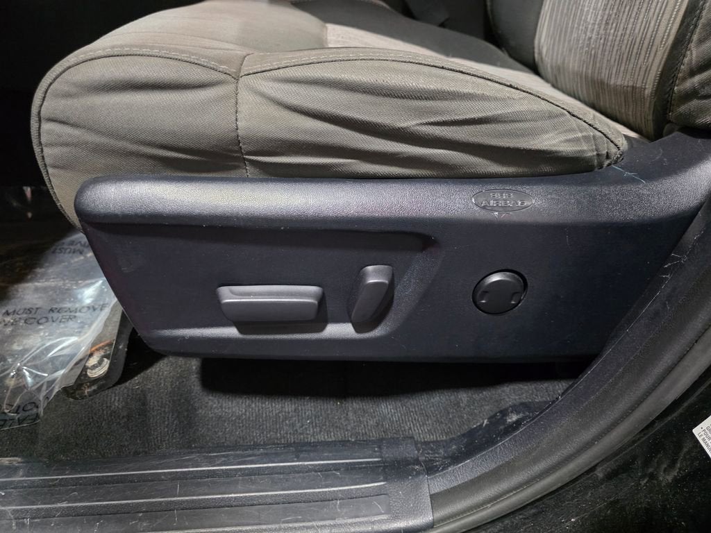 2015 Toyota Tundra SR5 5.7L V8