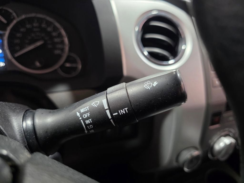 2015 Toyota Tundra SR5 5.7L V8