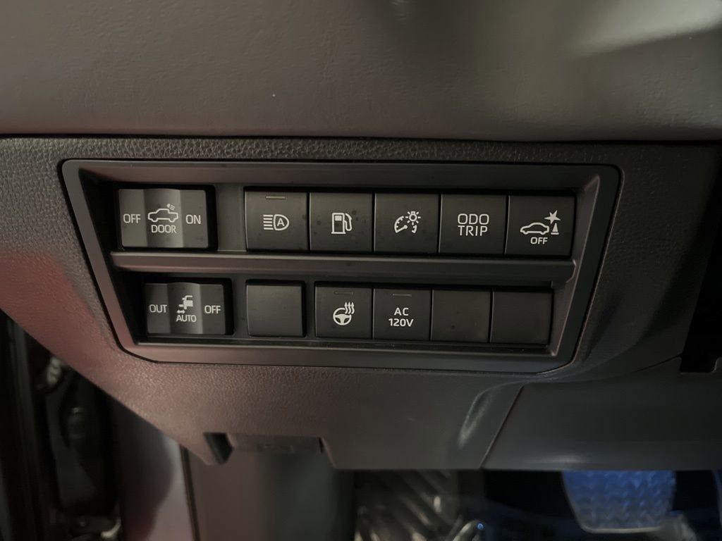 2024 Toyota Tundra Hybrid Platinum 4WD